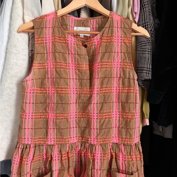 Sleeveless Button-Down Midi Dress by Amente - Picture 5 of 11